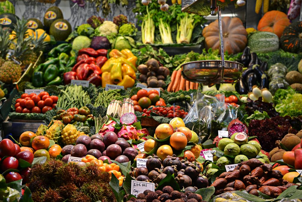 The Findlay Market in Cincinnati A Travelers Guide Photo by ja ma on Unsplash