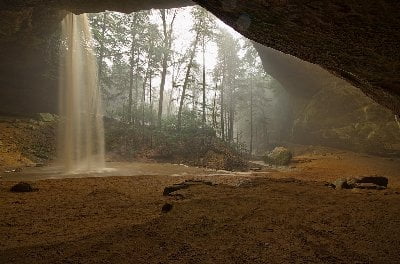Ash Cave - <a href="https://www.hockinghills.com/ash_cave.html">Photo Source</a>