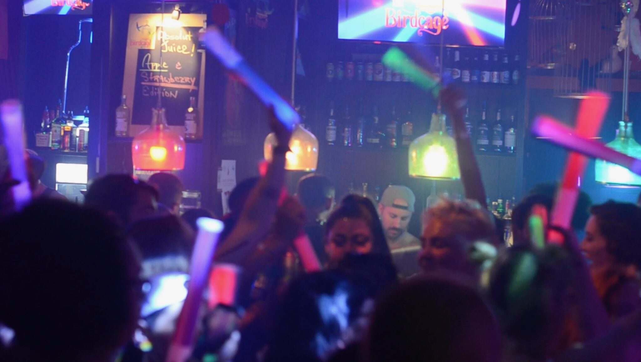 Best Gay Bars in Cincinnati Ohio Lost In Cincinnati