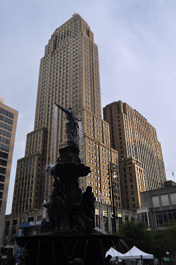 Carew Tower: Cincinnati's Architectural Gem and Historical Landmark - Photo Source